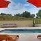 Villas Villa de 3 chambres avec piscine privee et jardin amenage a Divajeu : photos des chambres
