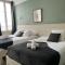 Hotels Brit Hotel Du Dauphin L'Aigle : photos des chambres