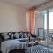 Appartements Very quiet studio with a beautiful terrace : photos des chambres