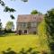 Maisons de vacances NormanD Holiday Home - VIRE CALVADOS Relaxing Rural Retreat : photos des chambres