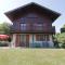 Chalets Comfortable family chalet 5 min drive from the lake : photos des chambres