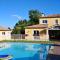 Maisons de vacances Magnifique Villa avec piscine au coeur du vignoble : photos des chambres