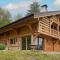 Chalets Chalet du rocher : photos des chambres